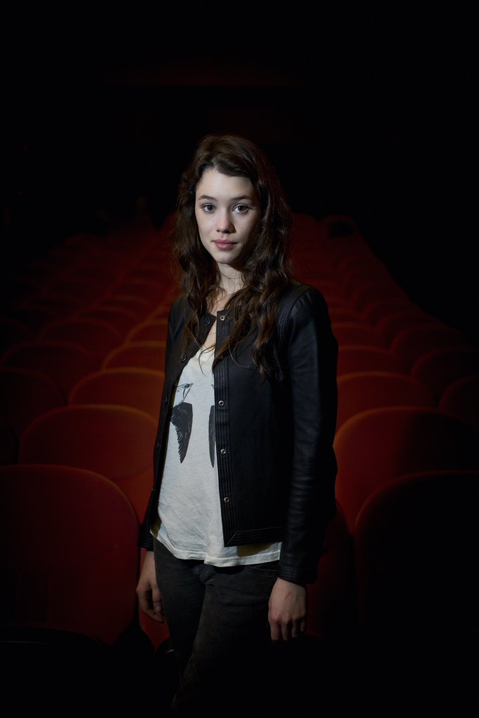 http://www.theplace.ru/archive/astrid_berges_frisbey/img/001378.jpg