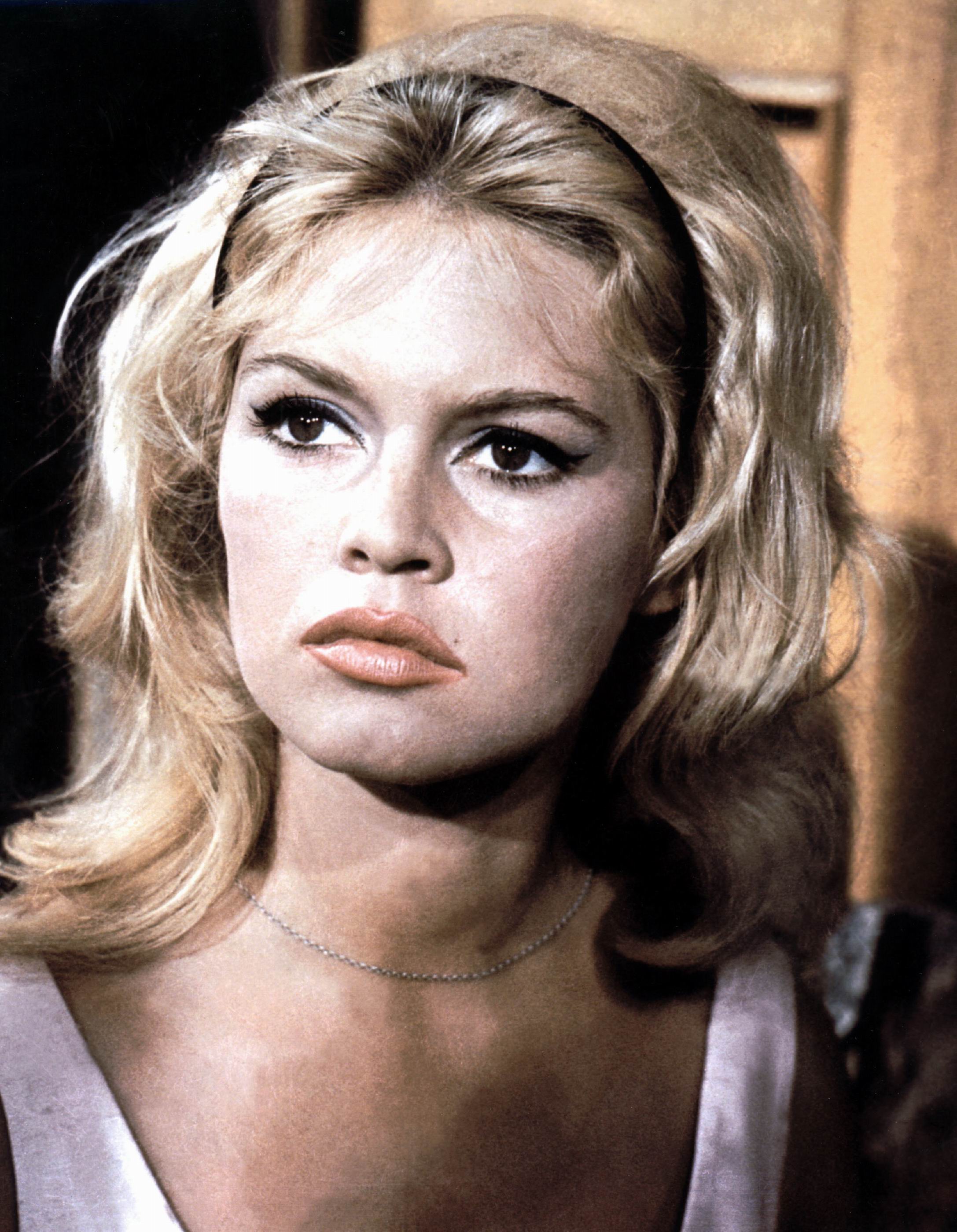 BRIGITTE BARDOT CURD JURGENS COVER 1960 PHOTONOVEL WILLIAM HOLDEN DEBORA KERR BRIGITTE BARDOT CURD JURGENS COVER 1960 PHOTONOVEL WILLIAM HOLDEN DEBORA KERR