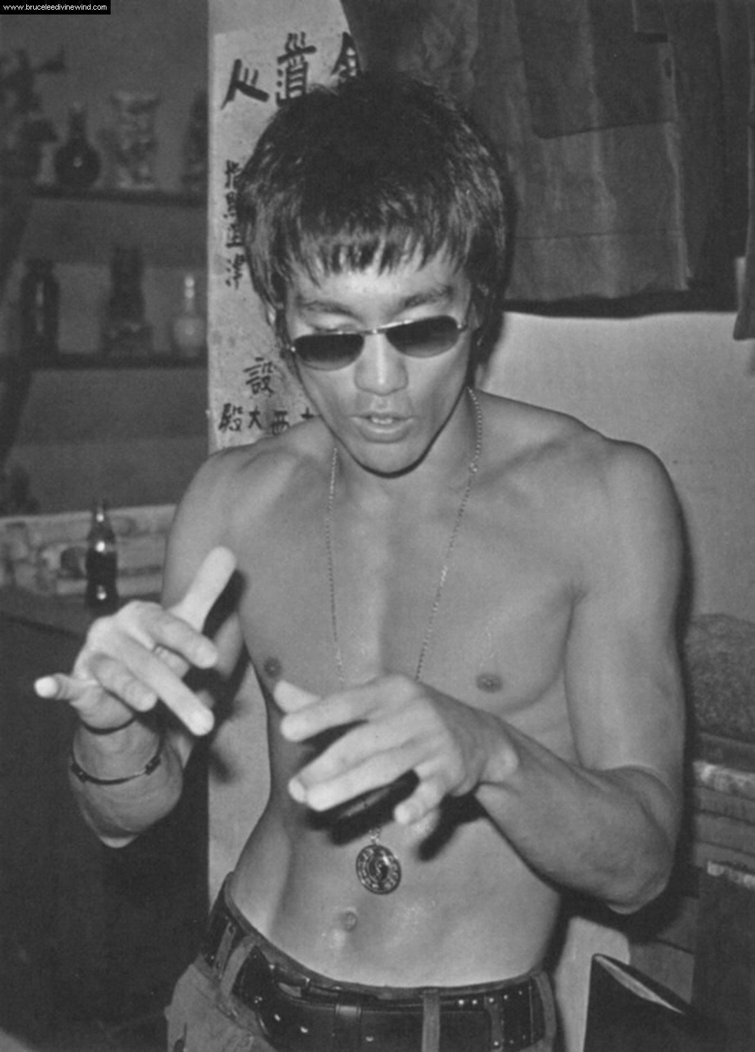 Bruce Lee - Wallpaper Hot