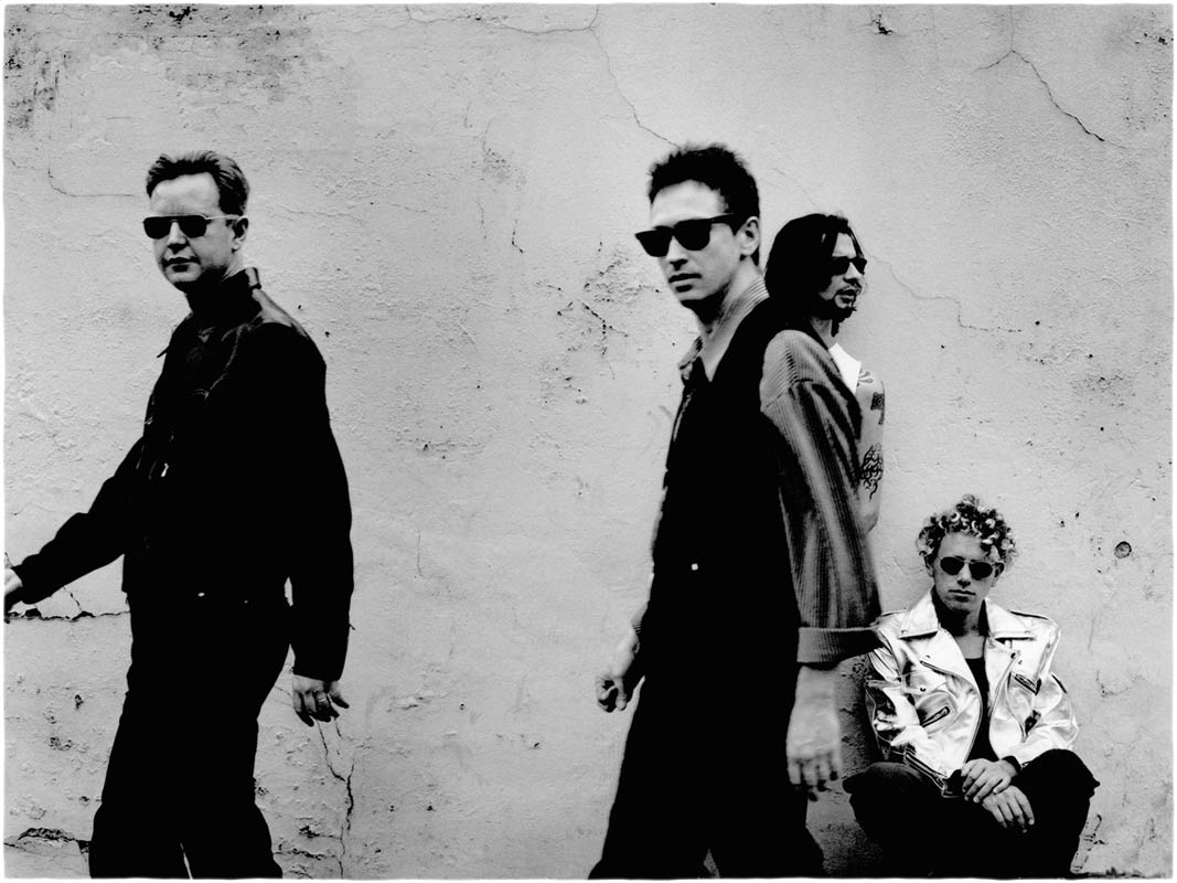 Echo & The Bunnymen - People Are Strange Echo & The Bunnymen - People Are Strange