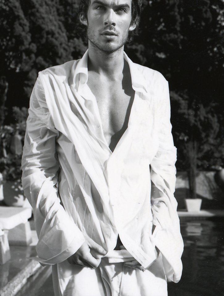   (Ian Sommerhalder)