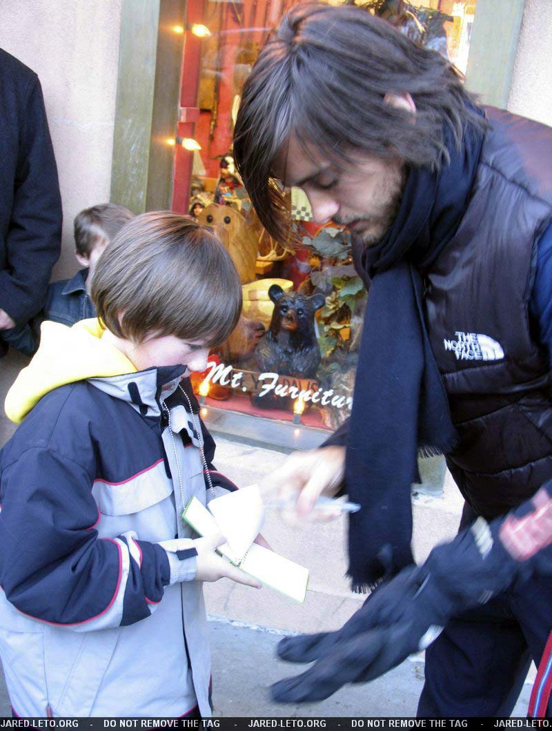   (Jared Leto)