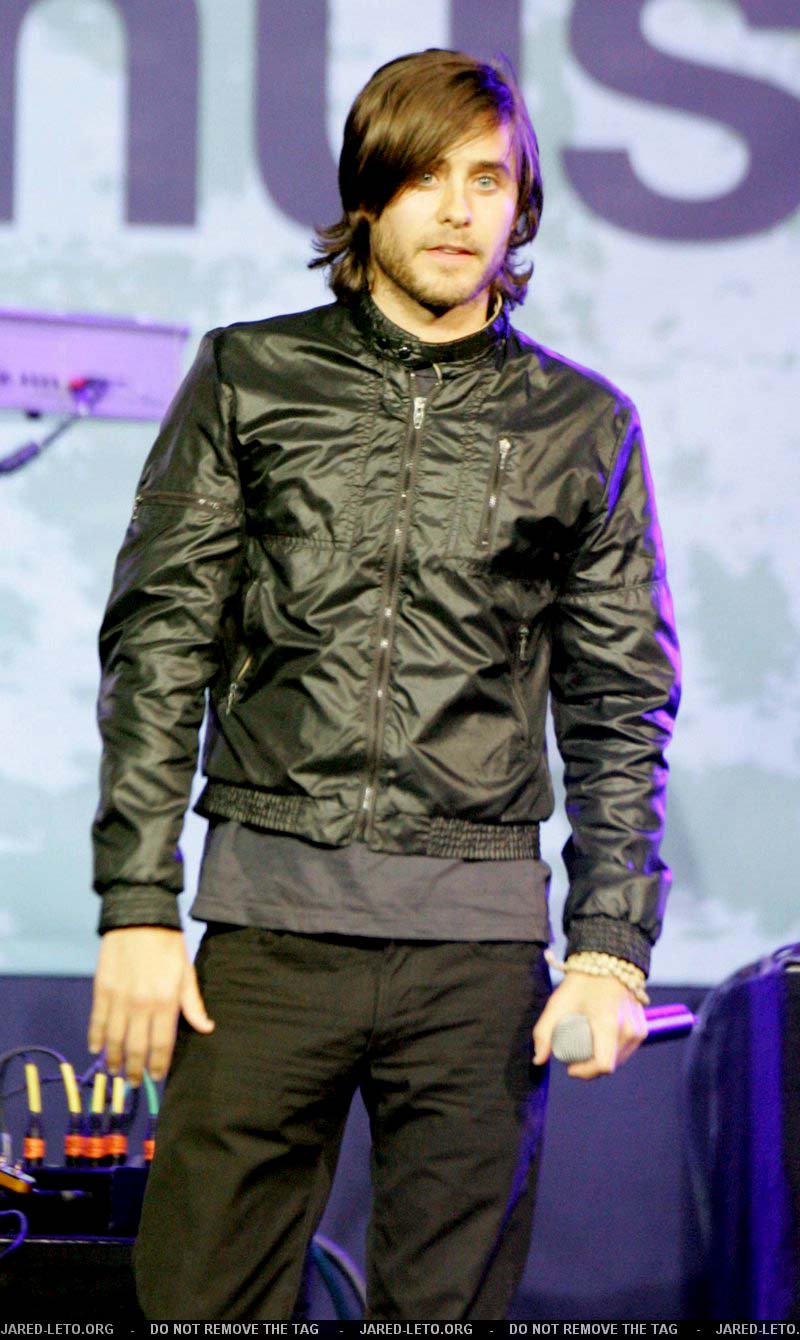   (Jared Leto)