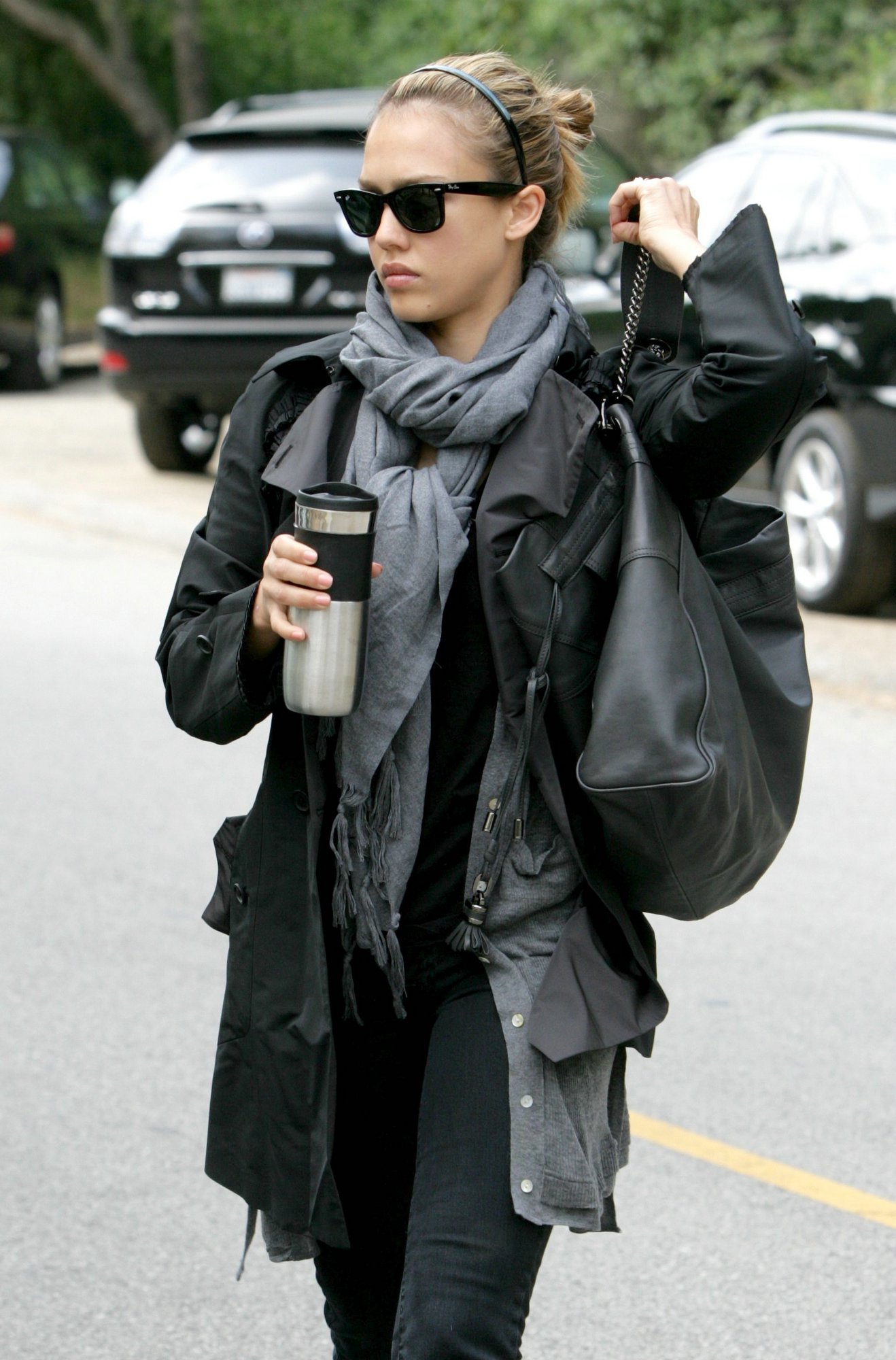   (Jessica Alba)