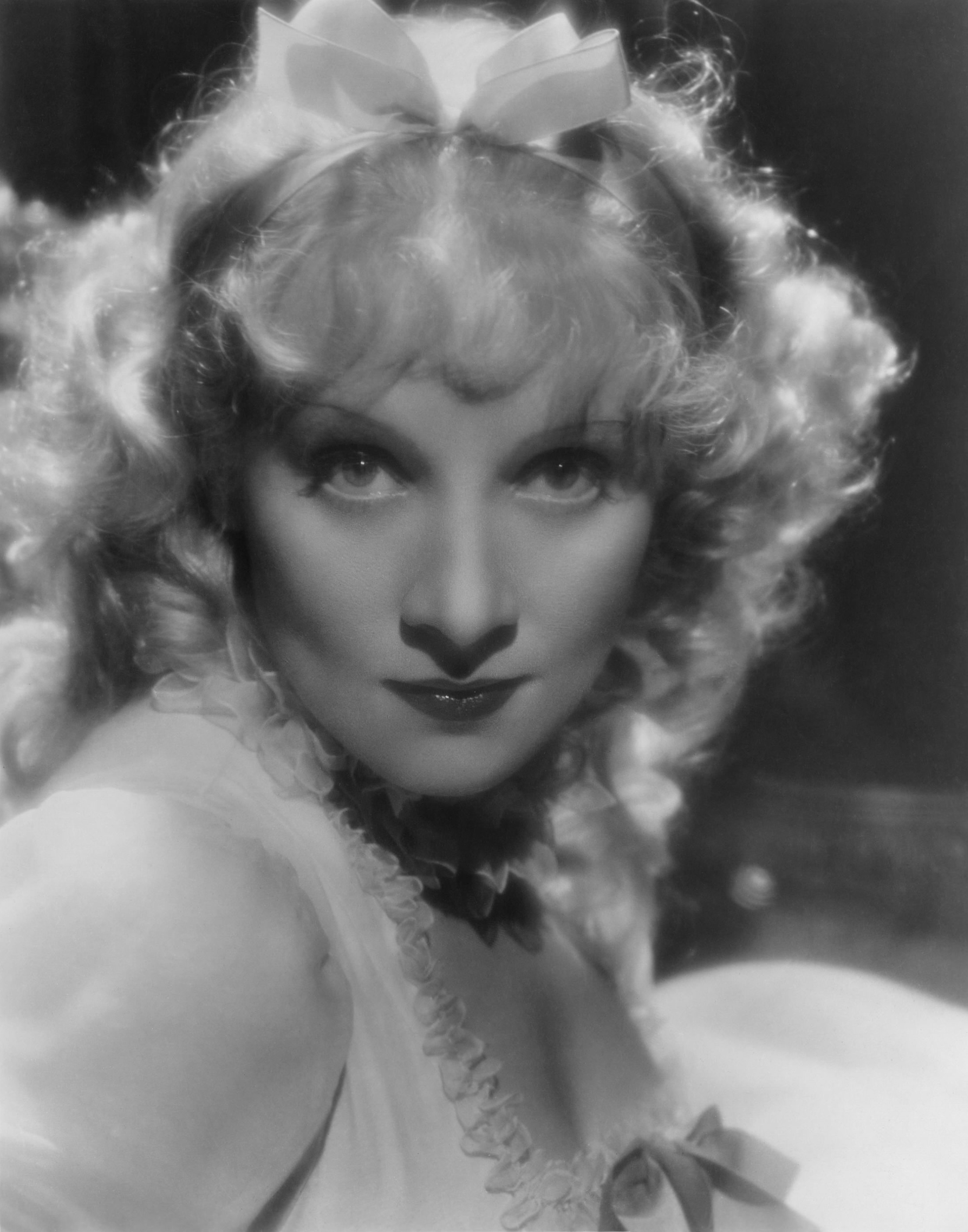   (Marlene Dietrich)