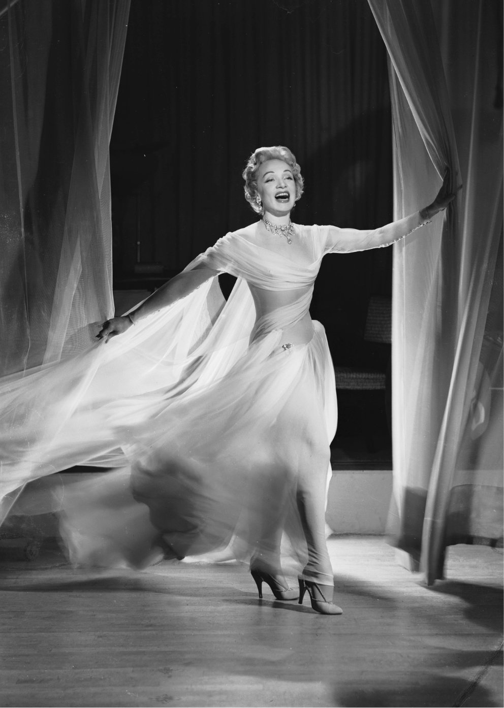   (Marlene Dietrich)