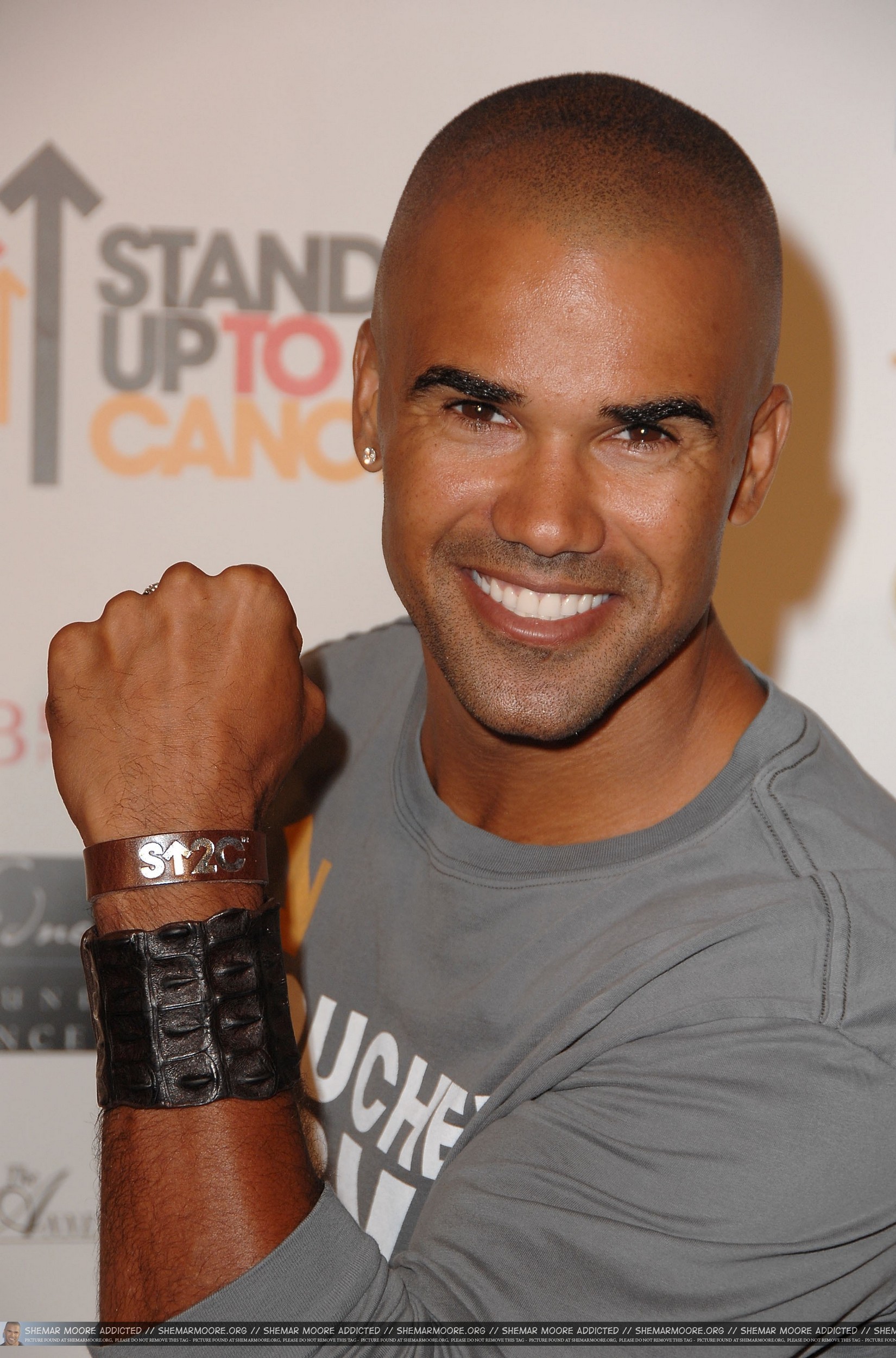 http://www.theplace.ru/archive/shemar_moore/img/88-1.jpg