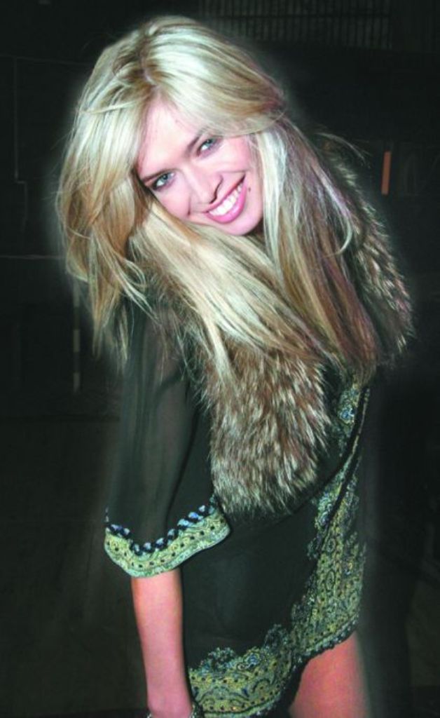 http://www.theplace.ru/archive/vera_brejneva/img/m_00013388_a_0000268.jpg