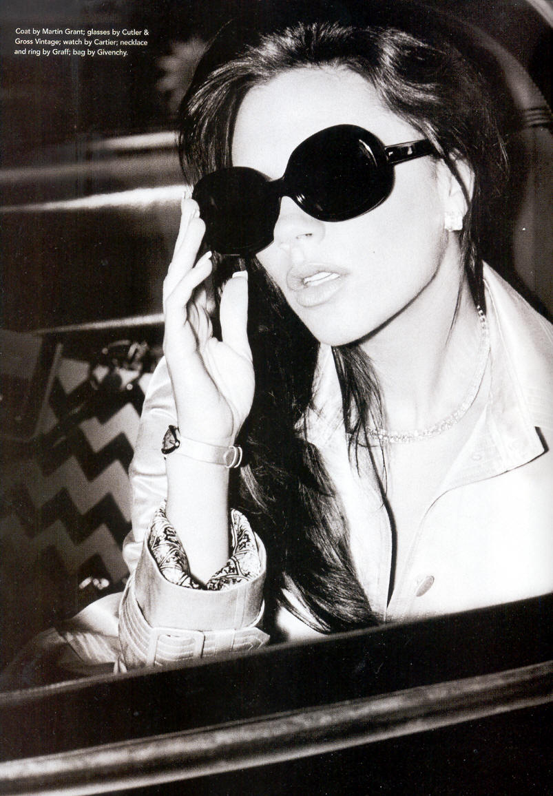   (Victoria Beckham)