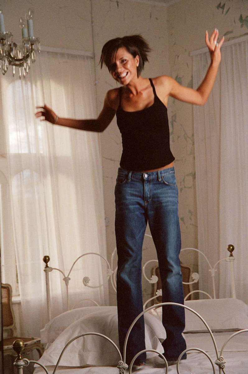   (Victoria Beckham)