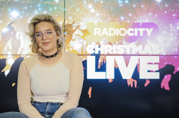 Anne-Marie at Radio City Christmas Live in Liverpool 12/17/2016 фото №1137222
