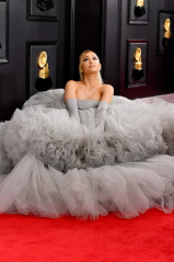 Ariana Grande - 62nd Grammy Awards in Los Angeles 01/26/2020 фото №1243705