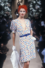 Alice Dodd ~ Yves Saint Laurent S/S 1996 couture фото №1375193