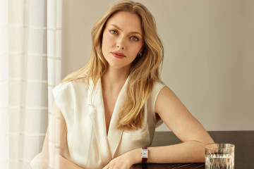 Amanda Seyfried by Alique Studio for Jaeger-LeCoultre 'Reverso One Duetto' 2021 фото №1311482
