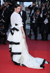 Amanda Steele – “Okja” premiere at Cannes Film Festival фото №966744