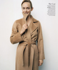 AMBER VALLETTA in Vogue Magazine, September 2019 фото №1209720