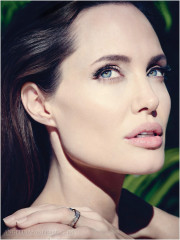 Angelina Jolie фото №754627