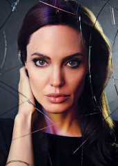 Angelina Jolie фото №782769