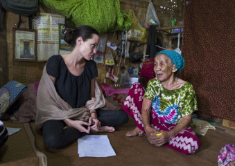 Angelina Jolie фото №821941