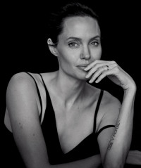Angelina Jolie фото №843063