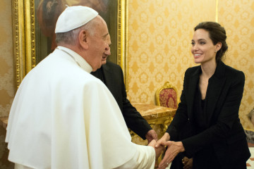 Angelina Jolie фото №785674