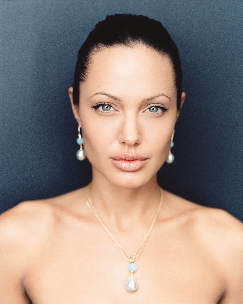 Анджелина Джоли (Angelina Jolie)