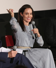 Angelina Jolie фото №842642