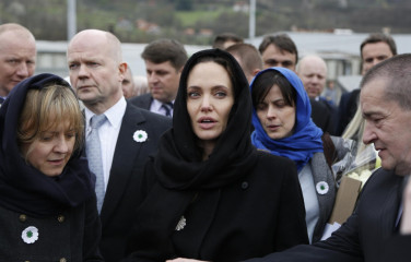 Angelina Jolie фото №716031