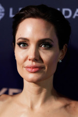 Angelina Jolie фото №774503