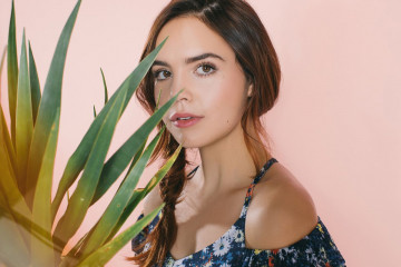 Bailee Madison for Macy’s Nowadays 2018 Campaign фото №1050694