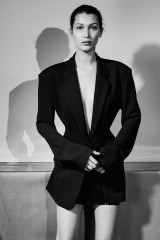Bella Hadid – Vogue China April 2017 Photos фото №949762