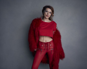 Bella Thorne – Music Lodge Portraits at the Sundance 2018 in Park City фото №1033805