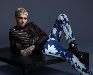 Bill Kaulitz for LOfficiel Hommes Photoshoot by Thomas Leidig фото №972379