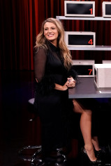 Blake Lively - The Tonight Show Starring Jimmy Fallon in New York 01/29/2020 фото №1244325