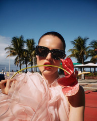 Blanca Padilla ~ Harper's Bazaar Spain 11.2023 by Vladimir Martí фото №1381123