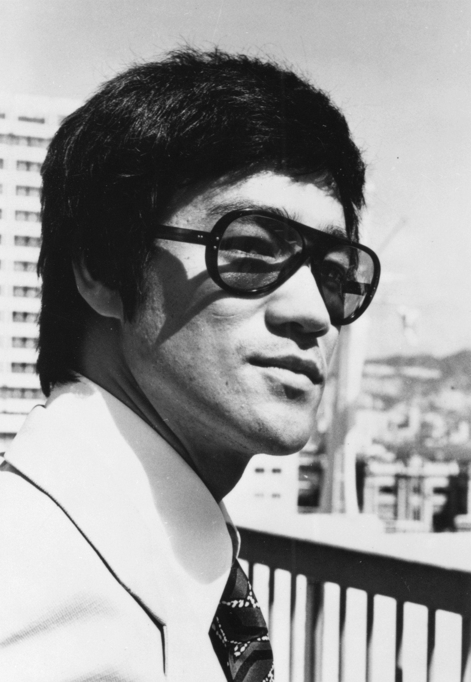 Брюс Ли (Bruce Lee)