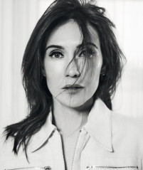 Carice van Houten – Country & Town House Magazine April 2019 фото №1150806