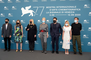 Cate Blanchett - The Jury Photocall - 77th Venice Film Festival | 02.09.2020 фото №1272852