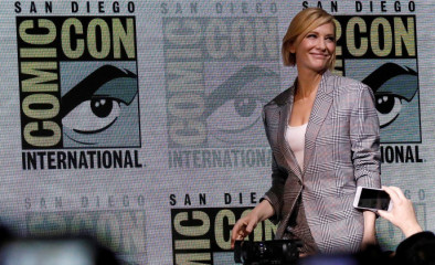 Cate Blanchett – Marvel Studios Panel at San Diego Comic-Con фото №983961