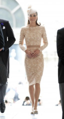 Catherine, Duchess of Cambridge фото