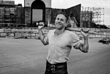 Charlie Hunnam фото №952434