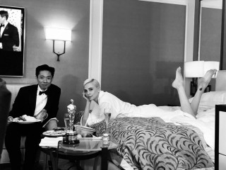 Charlize Theron - Vanity Fair Oscar Portrait // 2020 фото №1271157