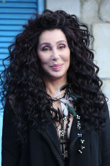 Cher at Mamma Mia Here We Go Again Premiere in London фото №1085800