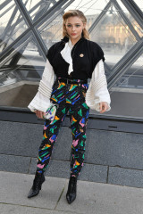 Chloe Grace Moretz – Louis Vuitton Fashion Show in Paris 03/05/2019 фото №1150224