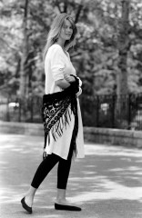 Claudia Schiffer ~ DKNY Resort 1990 Sportswear Advance Preview by Kyle Ericksen фото №1381205