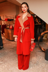Crystal Reed – Max Mara Boutique Reopening – New York Fashion Week фото №994633