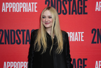 Dakota Fanning at the "Appropriate" Broadway opening night in NY 12/18/23 фото №1383493