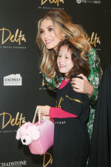 Delta Goodrem – Launch for Her New Perfume “Delta” in Melbourne 4/11/2017 фото №955131