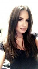 Demi Lovato Social Media Pics фото №950824