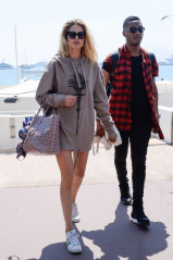 Doutzen Kroes With Her Boyfriend at Croisette in Cannes фото №968816